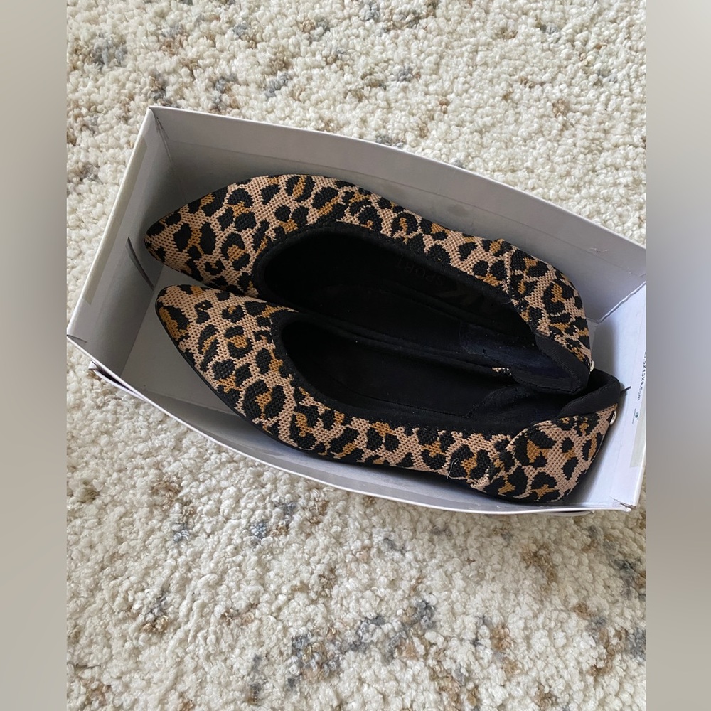 AK Sport flats